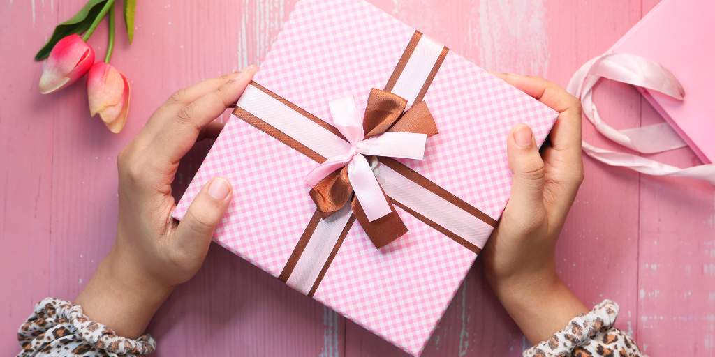 3 Reasons to Give a Gift to a Newly Pregnant Mum in a Cost of Living Crisis.